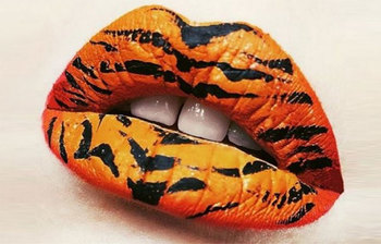 ঠোঁটে যেসব রঙের লিপস্টিক এখনকার ফ্যাশন ট্রেন্ড