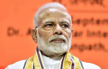 ভারতের প্রধানমন্ত্রীর মোদির গাড়ি কেনার টাকা নেই!