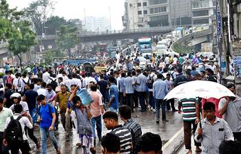 প্রতিবাদমুখর রাজধানী