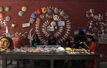 জাবিতে বৈশাখ বরণের প্রস্তুতি