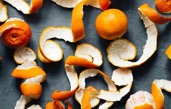 কমলালেবুর চেয়ে কমলার খোসাই বেশি উপকারী!