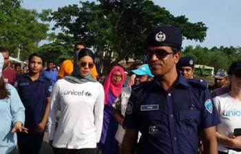 বাংলাদেশে রোহিঙ্গা শিশুর দেখতে এলেন প্রিয়াঙ্কা