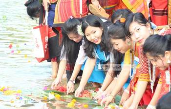 রাঙামাটিতে বৈসাবি উৎসব