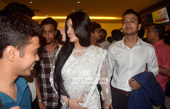 মুক্তি পেল পরীমনির ‘স্বপ্নজাল’