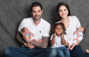 মেয়ে নিশাকে নিয়ে সানি লিওন