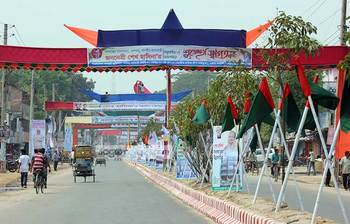 প্রধানমন্ত্রীর আগমনে সেজেছে ঠাকুরগাঁও