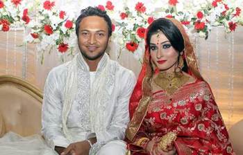 বিয়ের আসরে ক্রিকেট তারকারা