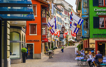 বিশ্বের শ্রেষ্ঠ জীবনমানের সেরা ১০ দেশ