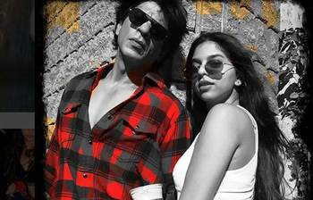 যেসব আকর্ষণীয় ছবির কারণে ভাইরাল শাহরুখ কন্যা সুহানা