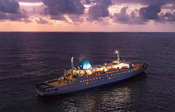 টাইটানিকের মতো ভারত মহাসাগরে ভাসবে ‘আংরিয়া’