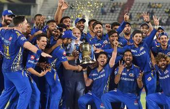 আইপিএলে যে কারণে মুম্বাইয়ের কাছে হেরে গেল চেন্নাই