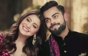 বিরাট কোহলি বাড়িতে কেমন তা জানালেন স্ত্রী অনুশকা