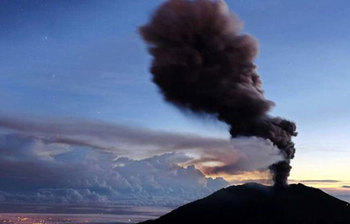 বিশ্বের যে ৮টি দেশে সামরিক বাহিনী নেই