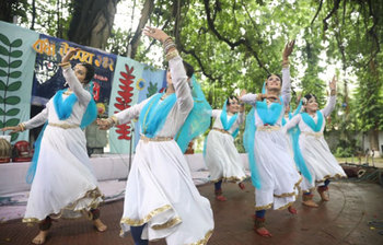 সংগীতে নৃত্যে উদীচীর বর্ষা উৎসব