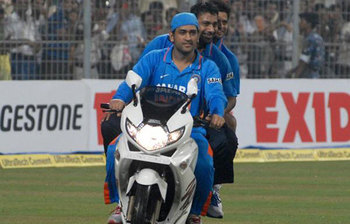 ধোনির ক্যারিয়ারের সেরা ওয়ান ডে ইনিংস কোনটি