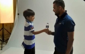 প্রাণ ড্রিংকিং ওয়াটারের ফটোশুটে ক্রিকেটার মাশরাফি