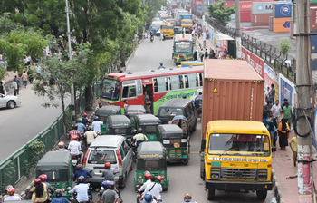 ছবিতে বাড্ডা-রামপুরার এখনকার অবস্থা