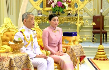 থাইল্যান্ডের রাজার বিয়ের ছবি