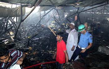 গুলশানে পুড়ে যাওয়া দোকান