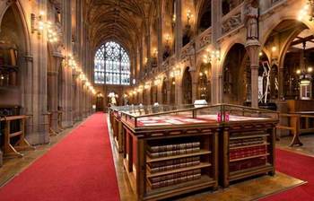 বিশ্বের চোখজুড়ানো ৭ লাইব্রেরির ছবি