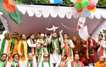 আজকের আলোচিত ছবি: ১৪ মে ২০২২