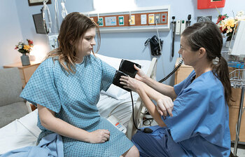 ওষুধ ছাড়া উচ্চ রক্তচাপ নিয়ন্ত্রণ করবেন যেভাবে