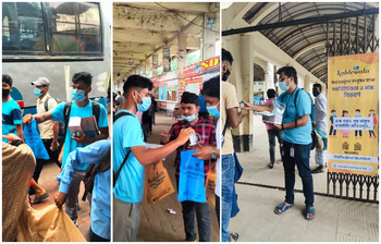 ঘরমুখো মানুষকে মাস্ক ও স্যানিটাইজার দিচ্ছে কাবলিওয়ালা