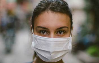 মাস্ক ব্যবহারের সঠিক নিয়ম জেনে নিন