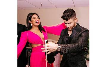 নতুন ছবিতে চমকে দিলে প্রিয়াঙ্কা-নিক