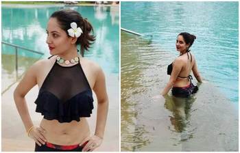 আবেদনময়ী পোশাকে পূজা