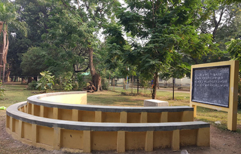 শান্তিনিকেতনে শিশুদের জন্য উন্মুক্ত ক্লাস রুম