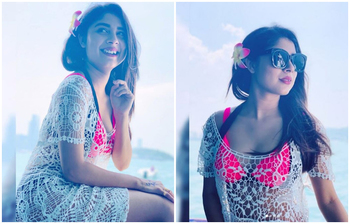 গোলাপি বিকিনিতে অদ্রিজা