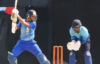 সবচেয়ে ছোট ক্রিকেটার হিসেবে বিশ্ব রেকর্ড গড়েছে যে ছেলেটি