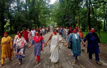 আজকের আলোচিত ছবি: ৩০ জুলাই ২০২৪