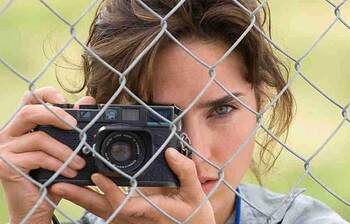 বিশেষ দিনে দেখে নিন জেনিফার স্থিরচিত্র