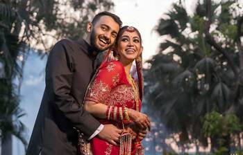 ডায়েরিতে প্রিয়ন্তীর বিয়ের ছবি