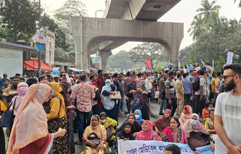 আজকের আলোচিত ছবি: ২২ ফেব্রুয়ারি ২০২৫