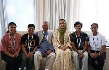 আজকের আলোচিত ছবি: ২২ এপ্রিল ২০২৫