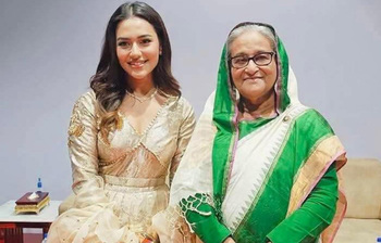 বিপাকে পর্দার শেখ হাসিনা