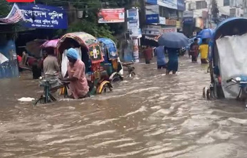 ডুবেছে ফেনী, বিপর্যস্ত জনজীবন ও শিক্ষা কার্যক্রম