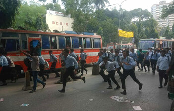 আজকের আলোচিত ছবি: ১৯ অক্টোবর ২০২৫