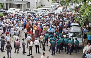 বিক্ষোভে উত্তাল সচিবালয়