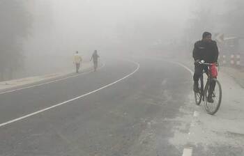 কুয়াশায় ঢাকা কুড়িগ্রামের পথঘাট-প্রকৃতি