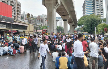 শাহবাগ অবরোধ, জনভোগান্তি চরমে