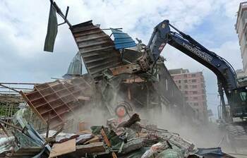 সাদিক অ্যাগ্রো ফার্মে উচ্ছেদ অভিযান