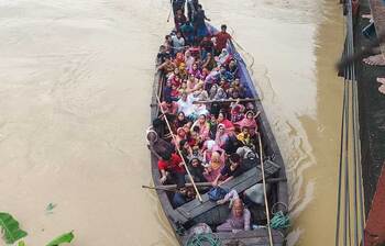 মিরসরাইয়ে বন্যায় ডুবে যাচ্ছে গ্রামের পর গ্রাম