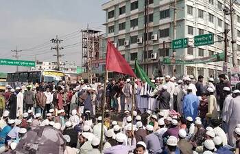 মহাসড়ক অবরোধ করেছে জুবায়েরপন্থিরা