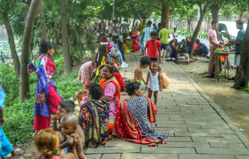 বিদ্যুৎহীন ৮ ঘণ্টা, বেগুনবাড়িতে জনজীবনে চরম দুর্ভোগ