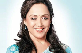 স্বপ্নের পর্দায় যে নারী এখনো দীপ্তিমান