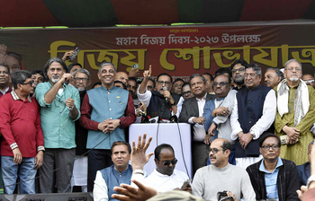 আজকের আলোচিত ছবি: ১৯ ডিসেম্বর ২০২৩